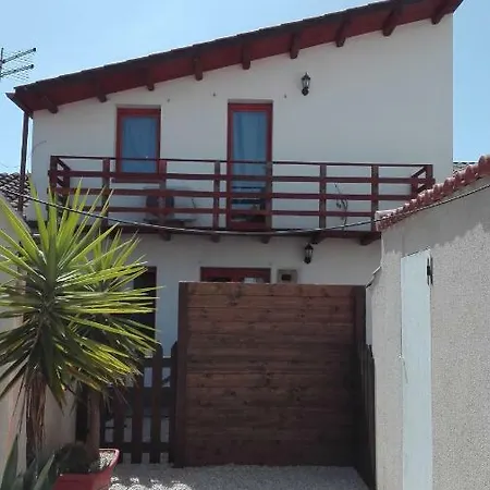 Casa Carla Дом отдыха Кабрас